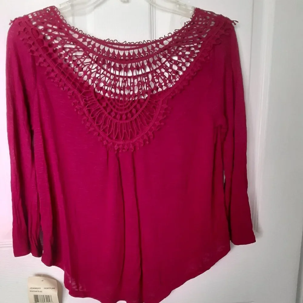 Eyeshadow Size Small Red Top w/3/4 Length Sleeves. Embroidered on Top.